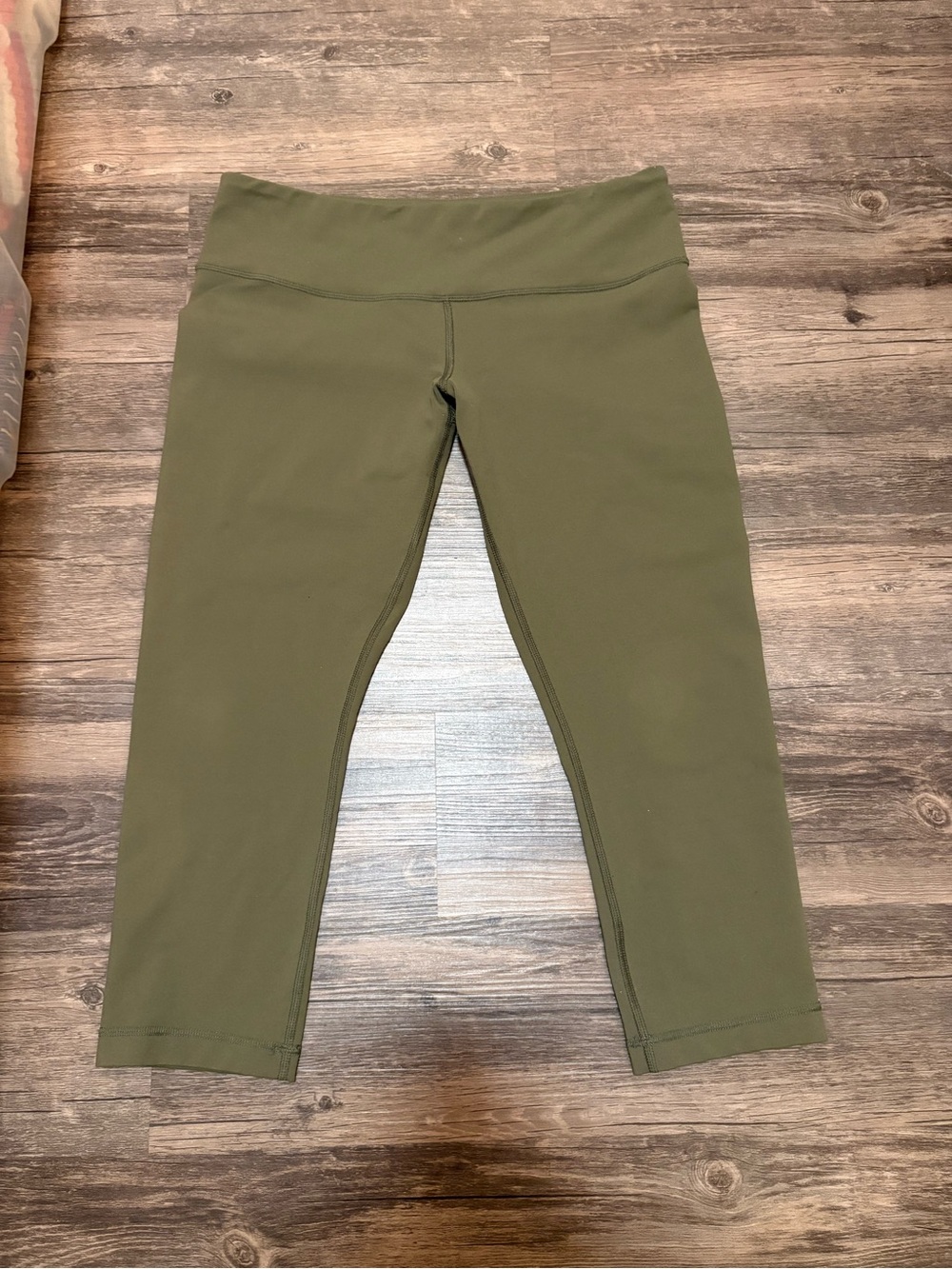 lululemon athletica Olive Green Cropped Leggings